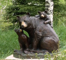 Bear Hugs | Scy Caroselli | Sculptures-Exposures International Gallery of Fine Art - Sedona AZ